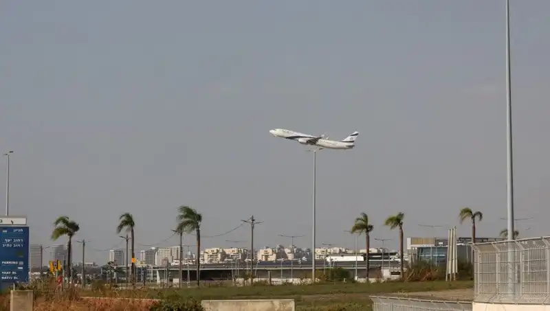 Husiler, İsrail'in Ben Gurion Havalimanı'na Füze Saldırısı Gerçekleştirdi!