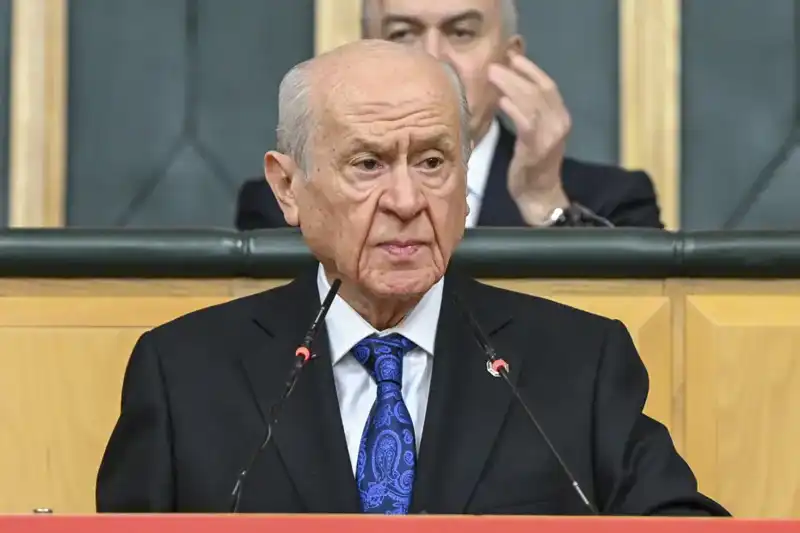 MHP Lideri Bahçeli'den Ahmet Özer'e Sert Tepki: "Terörsüz Türkiye Hedefimizle Çelişiyor!"