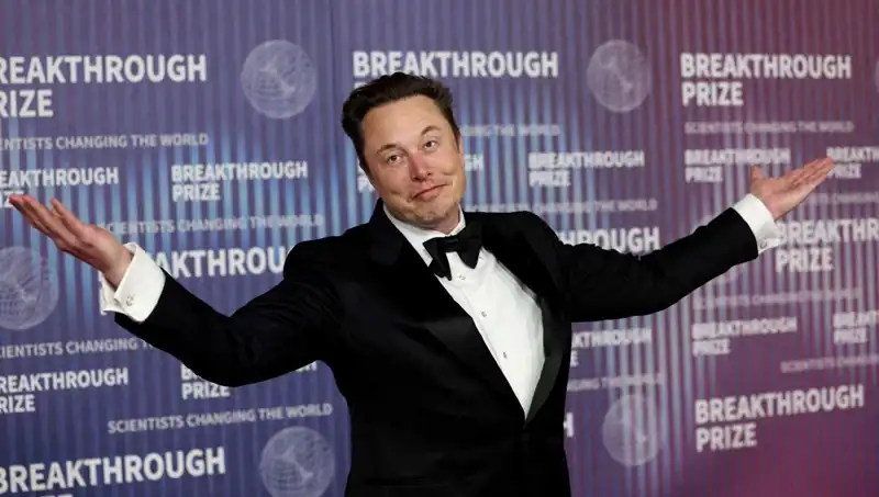 Elon Musk'tan X'in Yeni Mesajlaşma Uygulaması Açıklaması: Flört Sitesi Mi Olacak?