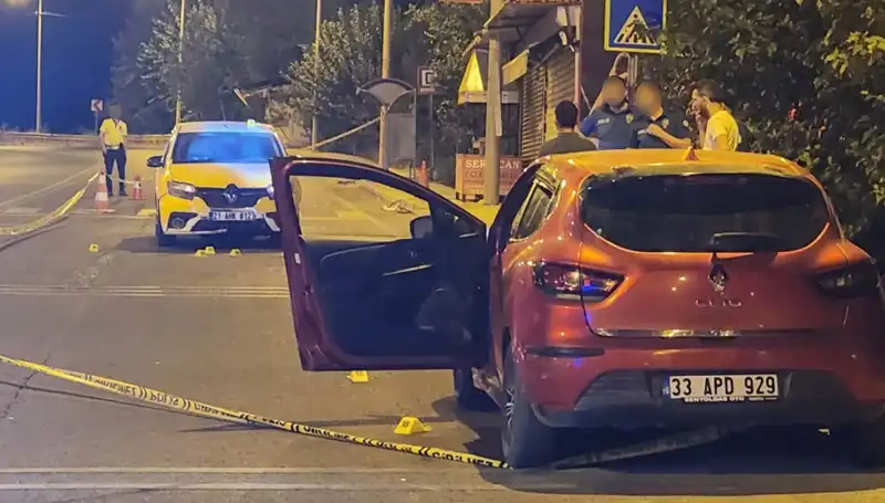Otomobilden İnen Saldırganlar: 2 Ölü, 5 Yaralı Olayın Detayları