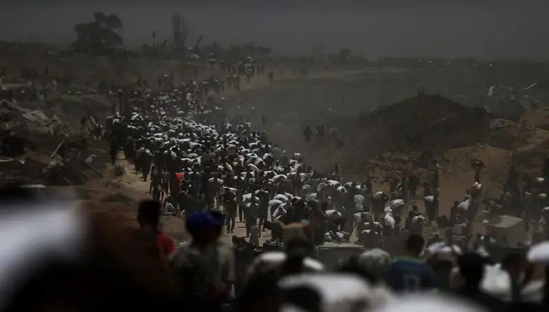 İsrail'in Yardım Noktasına Saldırısı: 12 Masum Hayatını Kaybetti