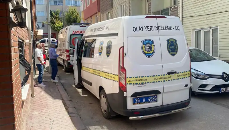 Evde gizemli ölüm: İki çocuk babası hayatını kaybetti