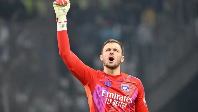 1 Mart 2025 Spor Manşetleri: Transferler ve Gelişmelerle Dolu Bir Gün