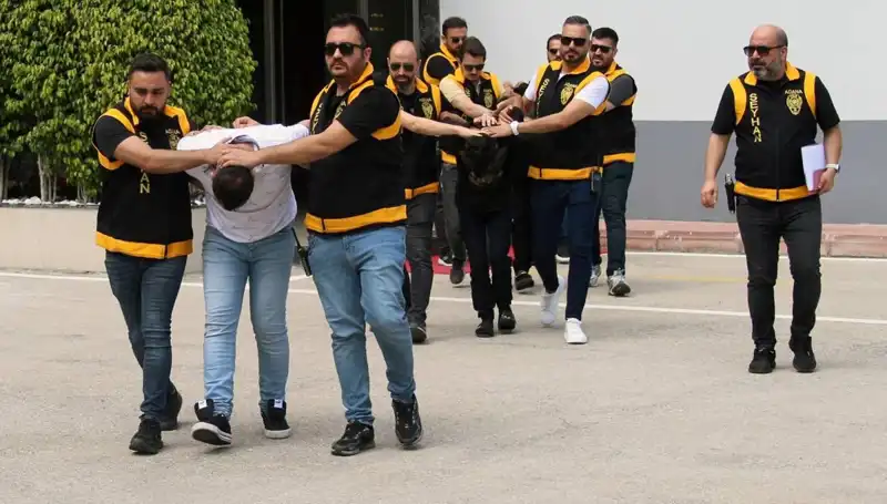 İş Adamı Aşk Tuzağına Düşerek Büyük Bir Dolandırıcılık Kurbanı Oldu