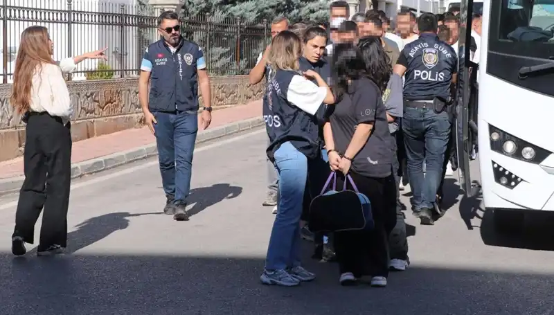 Türkiye'de 6 İlde Ortaya Çıkan Escort Dolandırıcılığı Skandalı