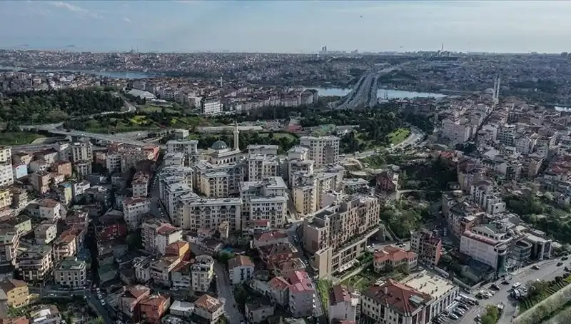İstanbul'un Kentsel Dönüşüm Çıkmazı: Riskler ve Çözüm Önerileri