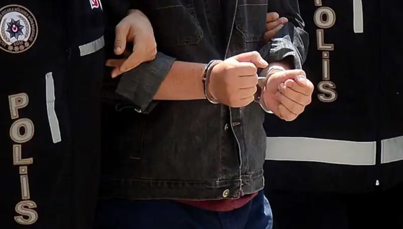Kayseri'de Yasa Dışı Silah Ticareti: İki Zanlı Elde Edildi