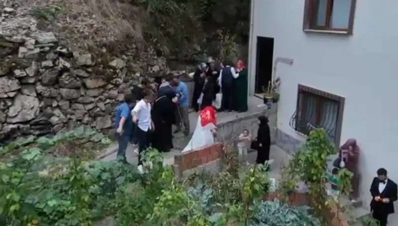 Kanlı Düğünde Dehşet Anları: Kurşunların Sesi ve Kaçış Hikayesi