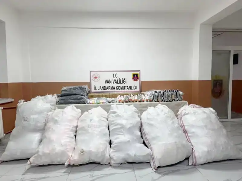 Van’da Kaçakçılık Operasyonu: 4 Milyon TL’lik Malzemeler Ele Geçirildi
