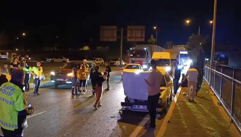 Otoyolda Gerçekleşen Kaza: İki Çocuk Dört Yaralı, Hayat Kılavuzu Olacak