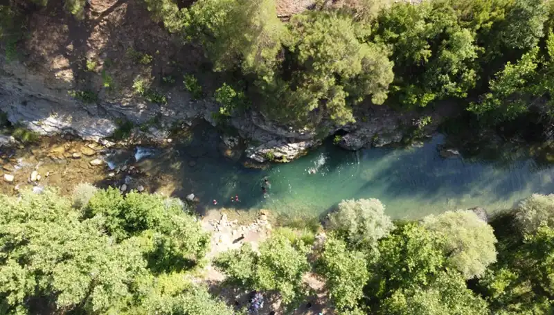 Adana'da Sıcaklar Tavana Vurdu, Yaylacılar Serin Sular Arasına Kaçtı!