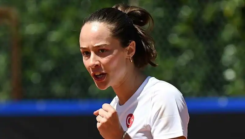 Milli Tenisçi Zeynep Sönmez, Grand Slam Finalinde Şampiyonluğu Hedefliyor!