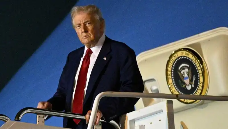 Trump, Lahey’deki NATO Zirvesi'nde Küresel Güvenliğe Yeni Bir Soluk Getirecek Mi?