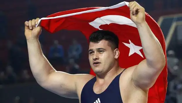 Milli Güreşçi Rıza Kayaalp’e Şok Cezası: 4 Yıl Men