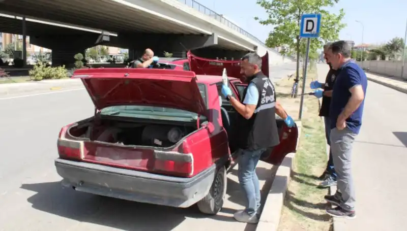 Çaldığı Araçta Yakıt Bitince Acil Çözüm: Yeni Araç Hırsızlığı!