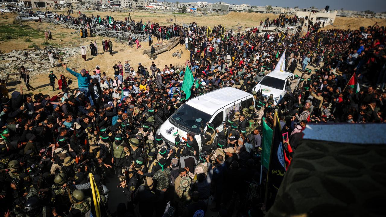 Hamas ile İsrail arasındaki Esir Takası Devam Ediyor