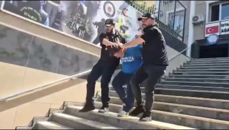 Ümraniye’de 600 Bin TL Değerinde Gasp: Sinema Gibi Takiple Yakalandılar!