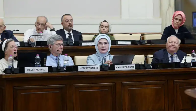 Emine Erdoğan’ın Vatikan’daki Tarihi Mesajı: "Dünya 5’ten Büyüktür"